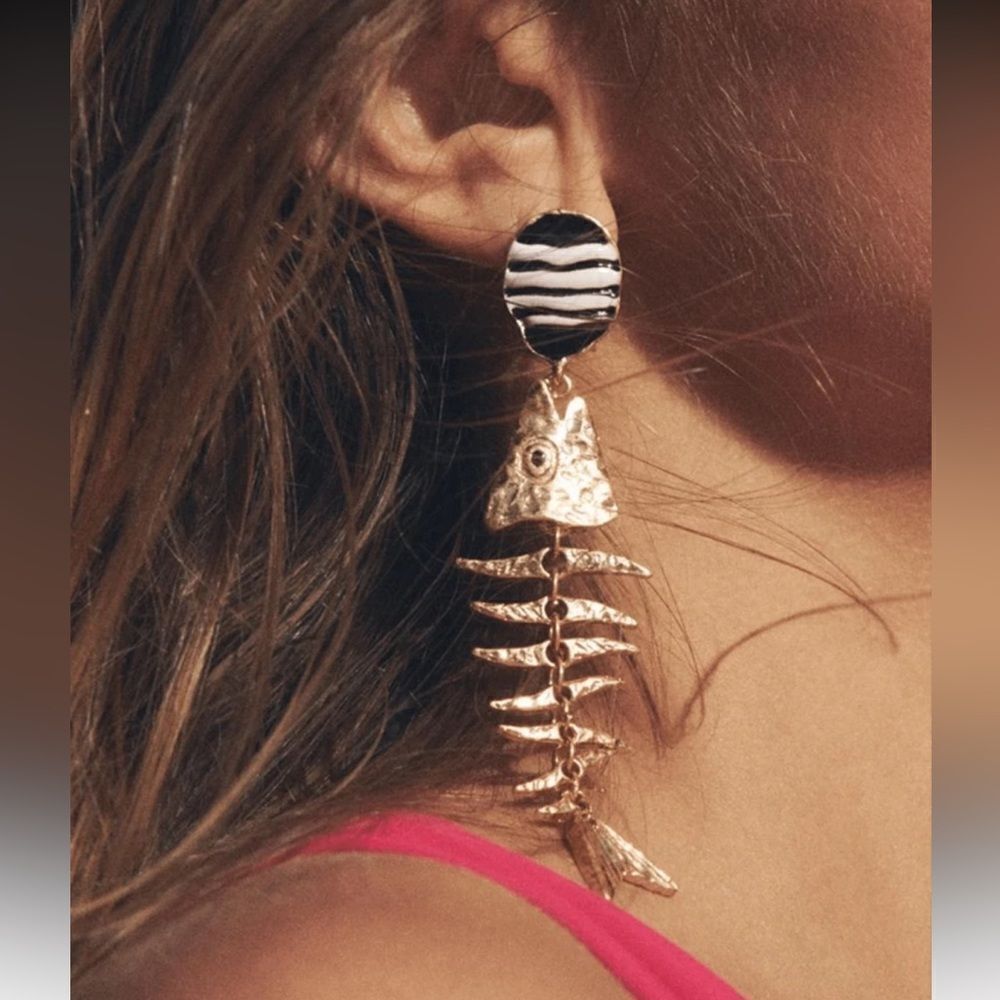 Gold Fishbone Drop Earrings A1258